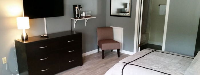 North Winds Lodge at Higgins Lake - Web Listing (newer photo)